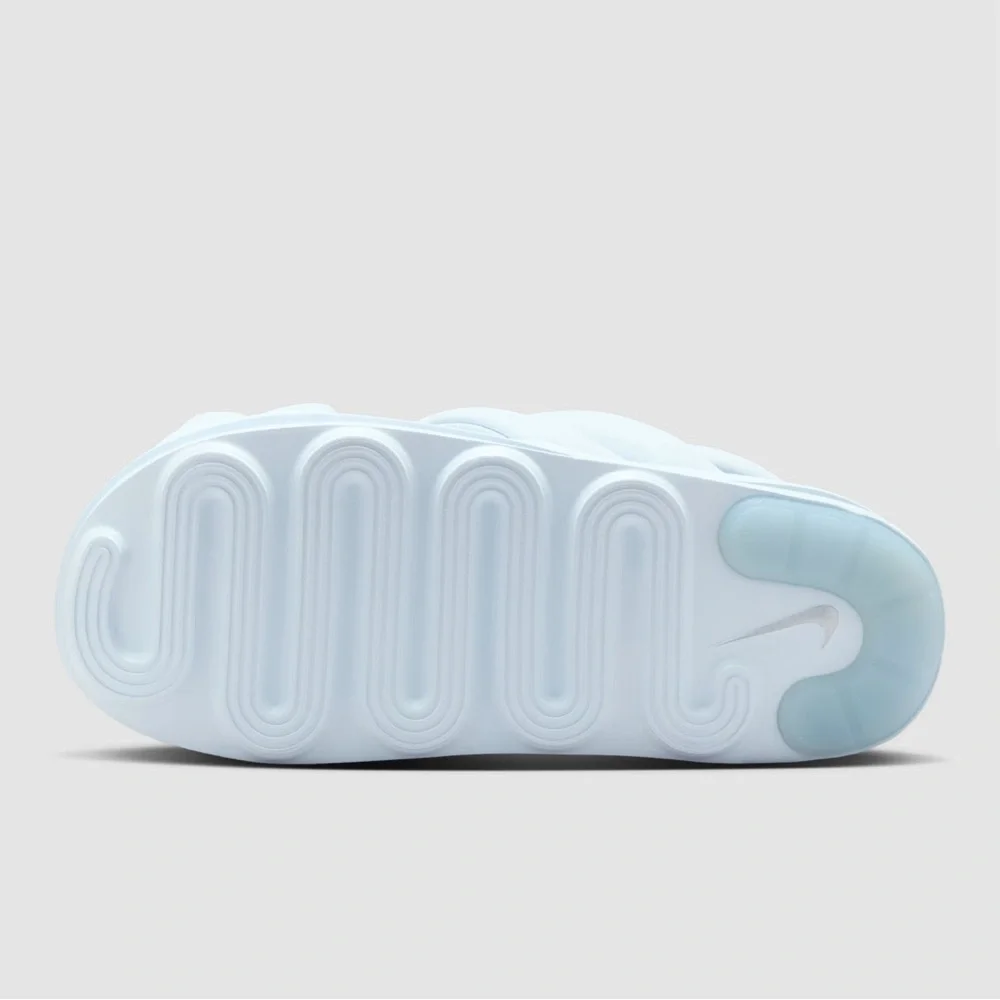 🆕 NIB Nike Air Max Isla women’s Sandals size 10 blue/tint metallic/silver - Picture 4 of 8